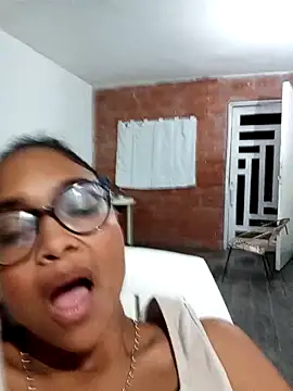 BiiancaEstradaa online show from March 27, 2026, 1:55 am