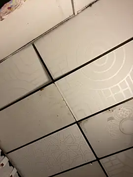 Mia jhoonson online show from November 1, 2025, 10:06 am