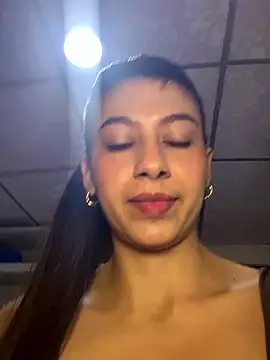 Lenapink19 online show from January 13, 2026, 10:37 pm