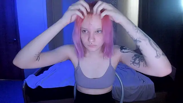 Snapshot of Elieiza_xo chatting on February 8, 2026, 9:23 am Elieiza xo online show from February 8, 2026, 9:23 am