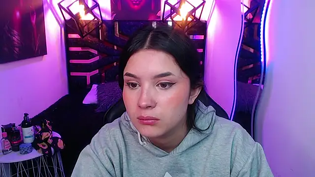 Natalie loffreda online show from May 15, 2026, 7:54 pm