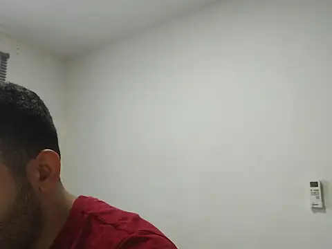 Ana ThiagoxX online show from November 13, 2025, 6:18 pm