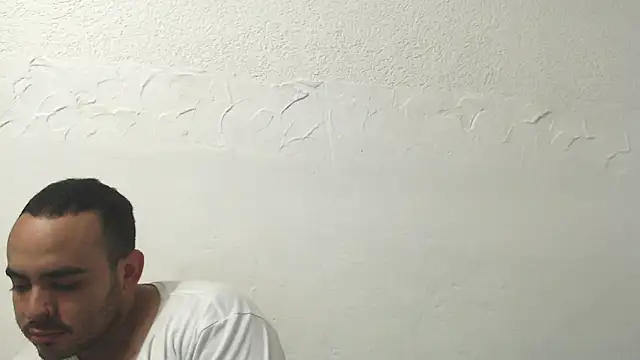 Snapshot of Ana_ThiagoxX chatting on May 15, 2026, 11:01 pm Ana ThiagoxX online show from May 15, 2026, 11:01 pm