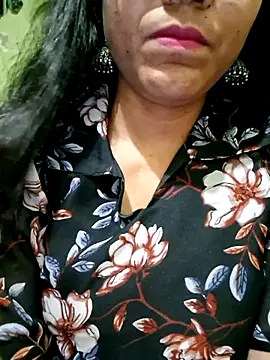 Snapshot of Telugu___Sexygirl___Naidu chatting on April 23, 2026, 4:31 pm Telugu Sexygirl Naidu online show from April 23, 2026, 4:31 pm