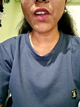 Snapshot of Telugu___Sexygirl___Naidu chatting on April 27, 2026, 4:32 am Telugu Sexygirl Naidu online show from April 27, 2026, 4:32 am