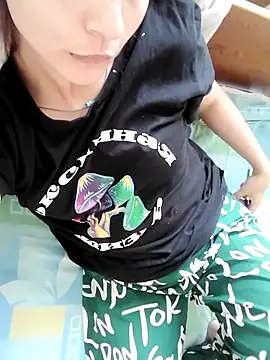 Snapshot of Jenevaonlovex chatting on September 18, 2025, 10:50 am Jenevaonlovex online show from September 18, 2025, 10:50 am