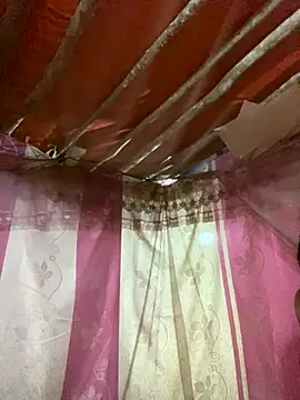 PhanHaa online show from September 22, 2025, 2:46 am