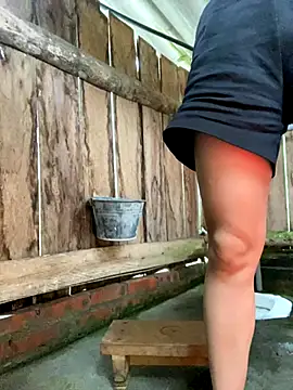 PhanHaa online show from September 30, 2025, 11:54 pm