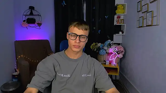 Snapshot of sam_nexor chatting on October 3, 2025, 7:11 pm sam nexor online show from October 3, 2025, 7:11 pm