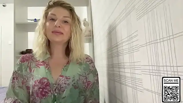 Blondie xoxoxo online show from November 8, 2025, 9:46 pm