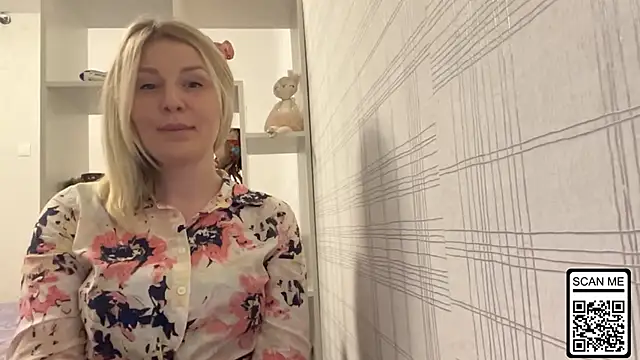 Blondie xoxoxo online show from November 10, 2025, 5:12 pm