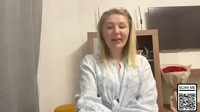 Blondie xoxoxo online show from December 22, 2025, 7:05 am