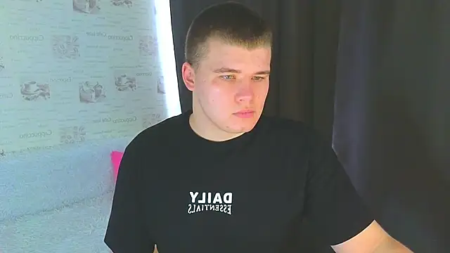 Snapshot of kittenmurr chatting on September 18, 2025, 4:25 am kittenmurr online show from September 18, 2025, 4:25 am