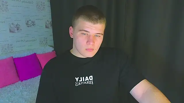 Snapshot of kittenmurr chatting on September 28, 2025, 9:09 pm kittenmurr online show from September 28, 2025, 9:09 pm