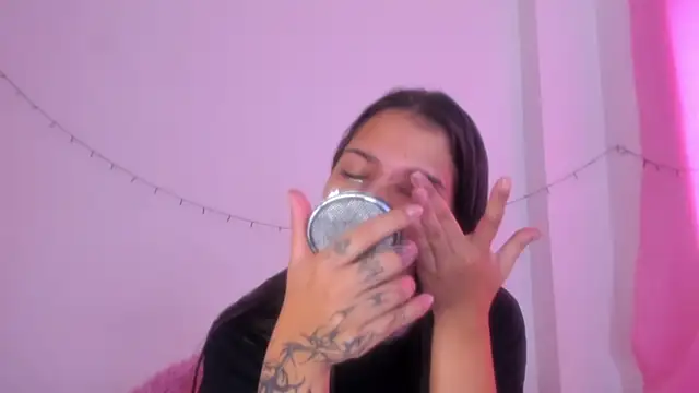 Abby roussee online show from November 15, 2025, 1:40 pm