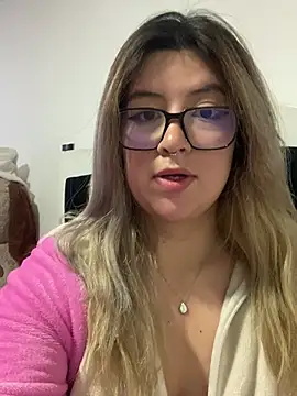 Blair Bunnyy online show from January 18, 2026, 5:17 pm