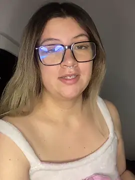 Blair Bunnyy online show from February 12, 2026, 5:13 am