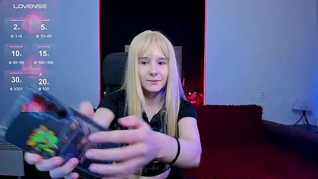 Snapshot of uco_mon chatting on September 26, 2025, 3:27 pm uco mon online show from September 26, 2025, 3:27 pm