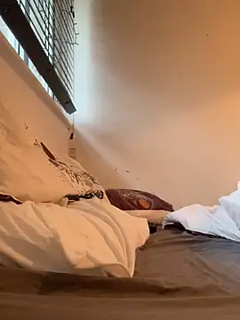 Charsworld online show from September 27, 2025, 7:57 am