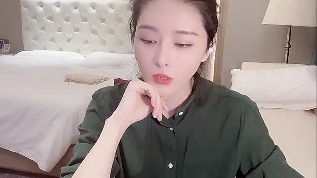 Ianxuan online show from October 17, 2025, 1:25 pm