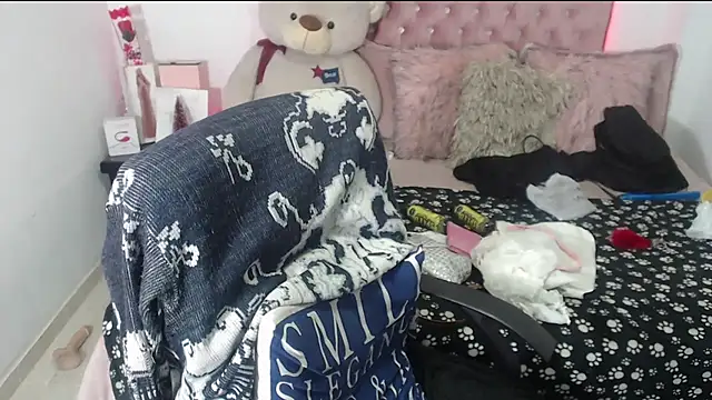 patty squirt  online show from September 28, 2025, 3:01 am