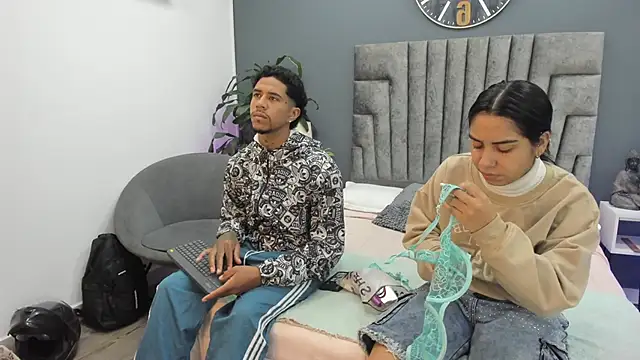 violet and myers online show from October 8, 2025, 11:30 am