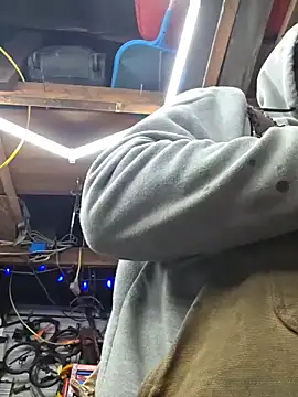 twistafatpipe online show from February 8, 2026, 11:46 am