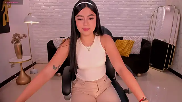 NataliaGaret online show from February 5, 2026, 1:54 am