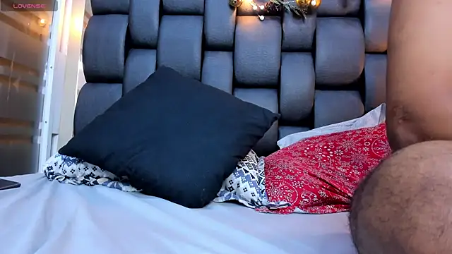 Miriam milf online show from March 11, 2026, 12:44 pm