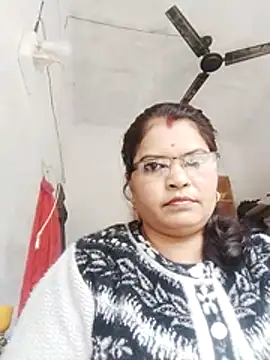 Snapshot of Bhavna_hot chatting on February 18, 2026, 7:26 am Bhavna hot online show from February 18, 2026, 7:26 am
