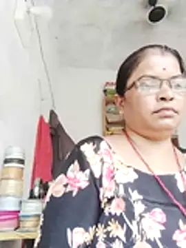 Snapshot of Bhavna_hot chatting on July 3, 2026, 12:44 pm Bhavna hot online show from July 3, 2026, 12:44 pm
