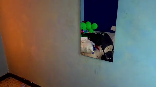 DylanGuss online show from December 21, 2025, 12:12 pm