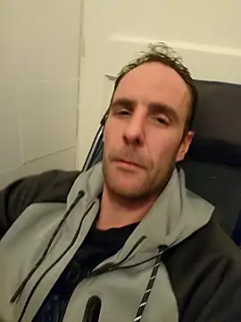 Mcnlrdam online show from September 26, 2025, 8:35 pm