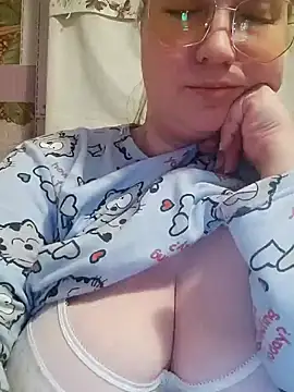 Snapshot of Kiss_Eva chatting on January 28, 2025, 6:07 pm Kiss Eva online show from January 28, 2025, 6:07 pm