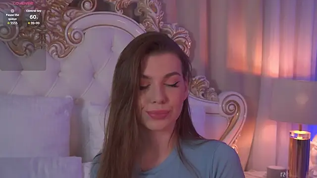 AshleyEvance online show from October 1, 2025, 3:56 am