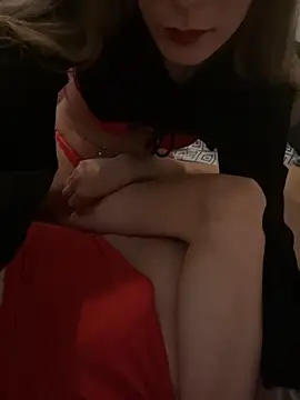 Snapshot of PatrickXLara chatting on November 16, 2025, 4:34 pm PatrickXLara online show from November 16, 2025, 4:34 pm