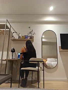 Snapshot of Ms_milarose chatting on September 23, 2025, 4:15 am Ms milarose online show from September 23, 2025, 4:15 am