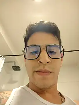 Snapshot of Juann-cock chatting on September 26, 2025, 11:53 pm Juann-cock online show from September 26, 2025, 11:53 pm