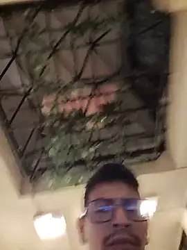 Juann-cock online show from May 14, 2026, 5:14 am
