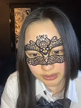 NENEandOJI online show from March 3, 2026, 12:33 pm