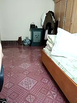 Snapshot of Moona_heny chatting on November 27, 2025, 1:18 am Moona heny online show from November 27, 2025, 1:18 am