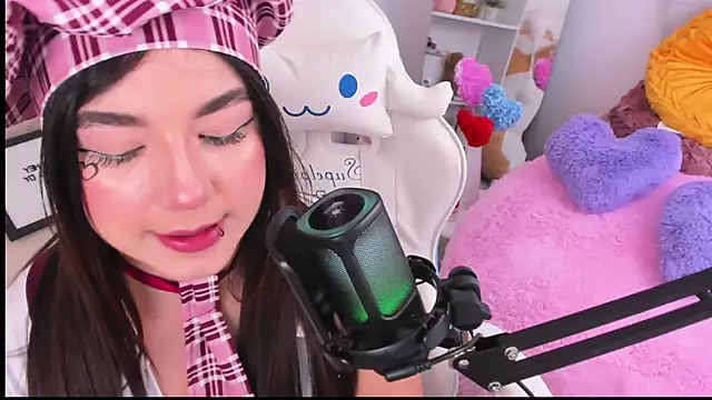 Snapshot of dolce_antonellaa chatting on February 21, 2026, 4:35 am dolce antonellaa online show from February 21, 2026, 4:35 am