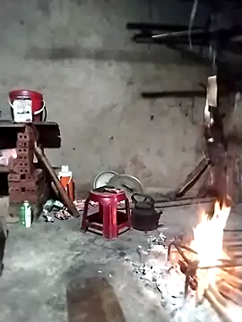 quynhkoolbae online show from March 19, 2026, 11:42 pm