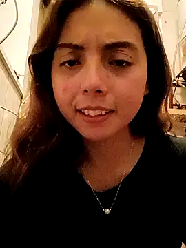 Snapshot of MoonBlueSex chatting on October 5, 2025, 4:22 am MoonBlueSex online show from October 5, 2025, 4:22 am