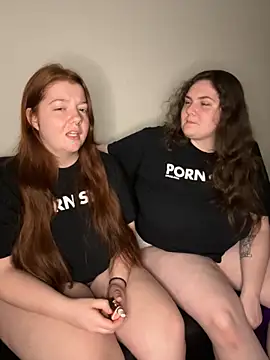 ScarlettSinner online show from October 8, 2025, 1:58 am