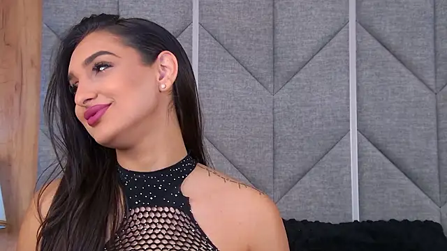 Snapshot of Kimberlymav chatting on February 7, 2026, 5:00 am Kimberlymav online show from February 7, 2026, 5:00 am