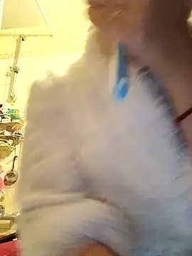 ivorywhisper online show from October 3, 2025, 6:43 am