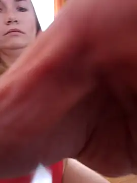 KisaVixen online show from October 19, 2025, 9:10 am