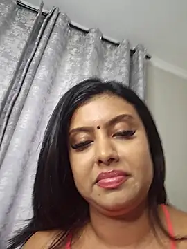 Indian GlowingMiax online show from November 24, 2025, 7:41 am