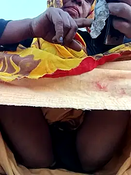 Snapshot of Rubi12A chatting on December 20, 2025, 11:50 am Rubi12A online show from December 20, 2025, 11:50 am